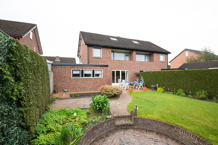 Foto 44 van Rogier van der Weydenstr 8