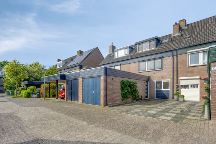 Foto 1 van Orleanshof 33