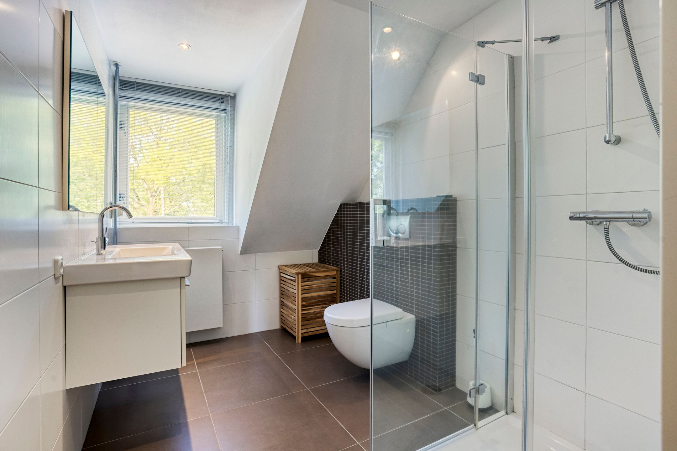 Foto 3 van Orleanshof 33