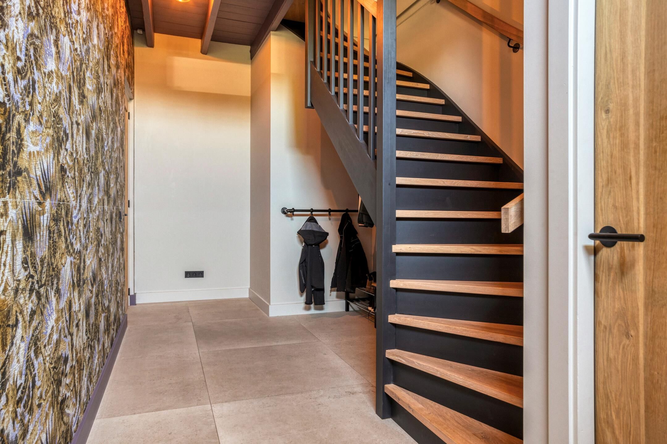 Photo 24 of Nieuwe Veldenweg 4