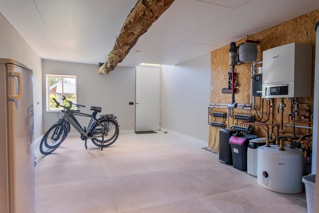 Photo 37 of Nieuwe Veldenweg 4