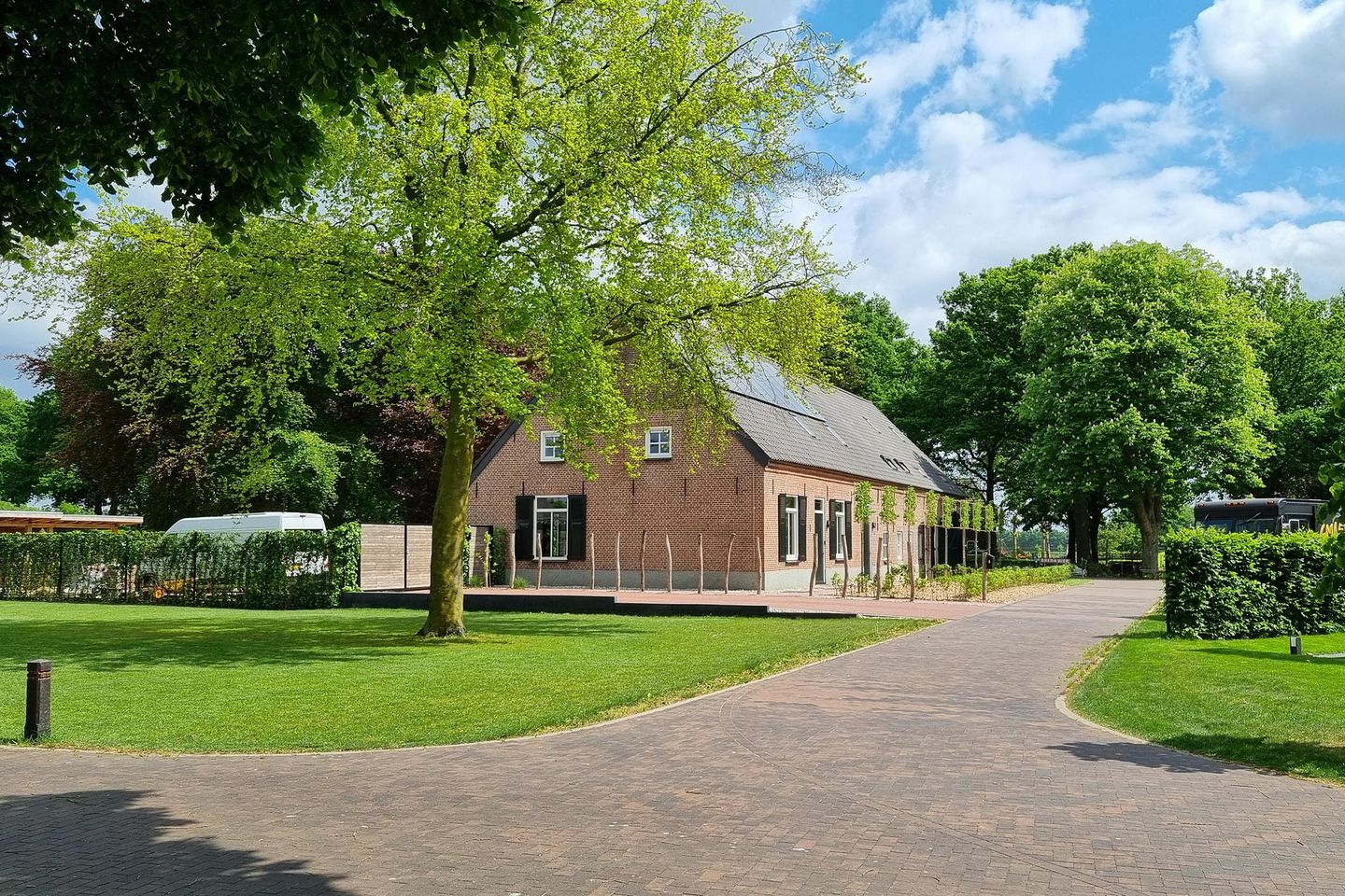 Photo 44 of Nieuwe Veldenweg 4