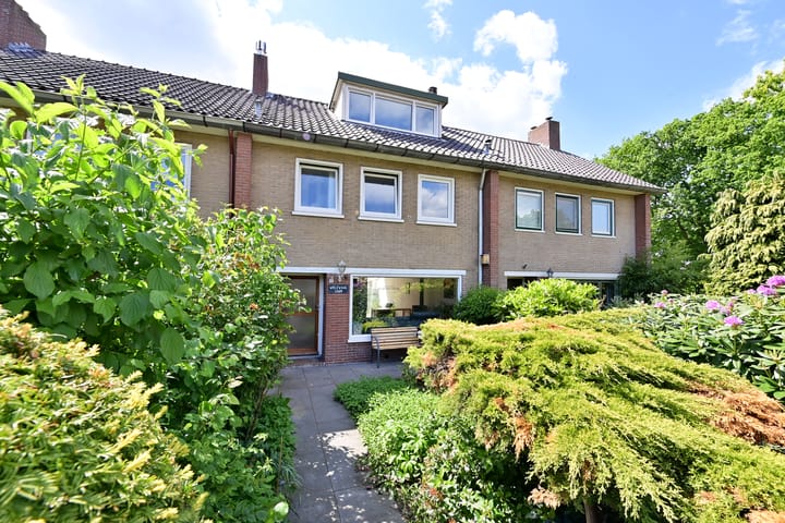 Foto 1 van Wielewaallaan 4