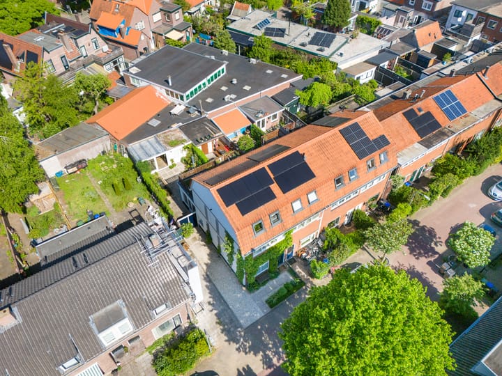 Foto 40 van Van Leeuwenhoekstraat 29