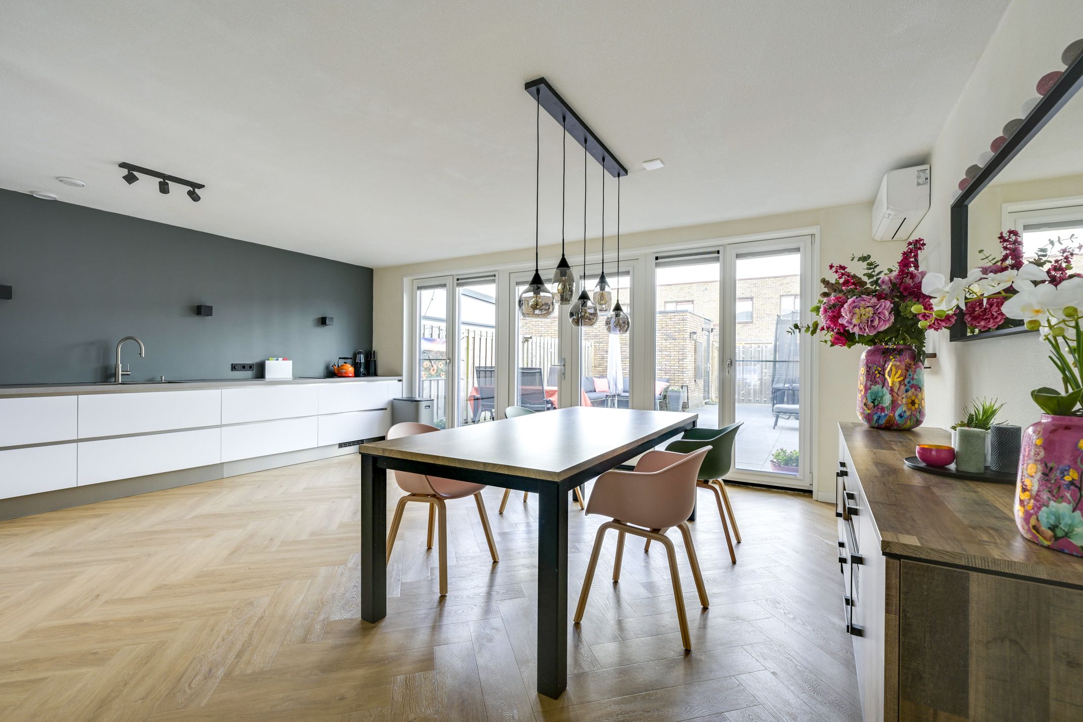 Foto 15 van Johannes Blaeustraat 6