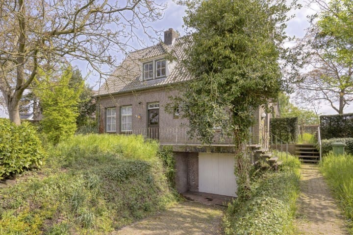 Foto 2 van Bergstraat 11