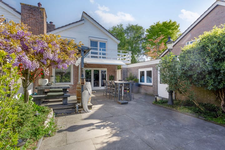 Foto 1 van Molenbuurt 21