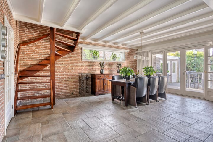 Foto 5 van Molenbuurt 21