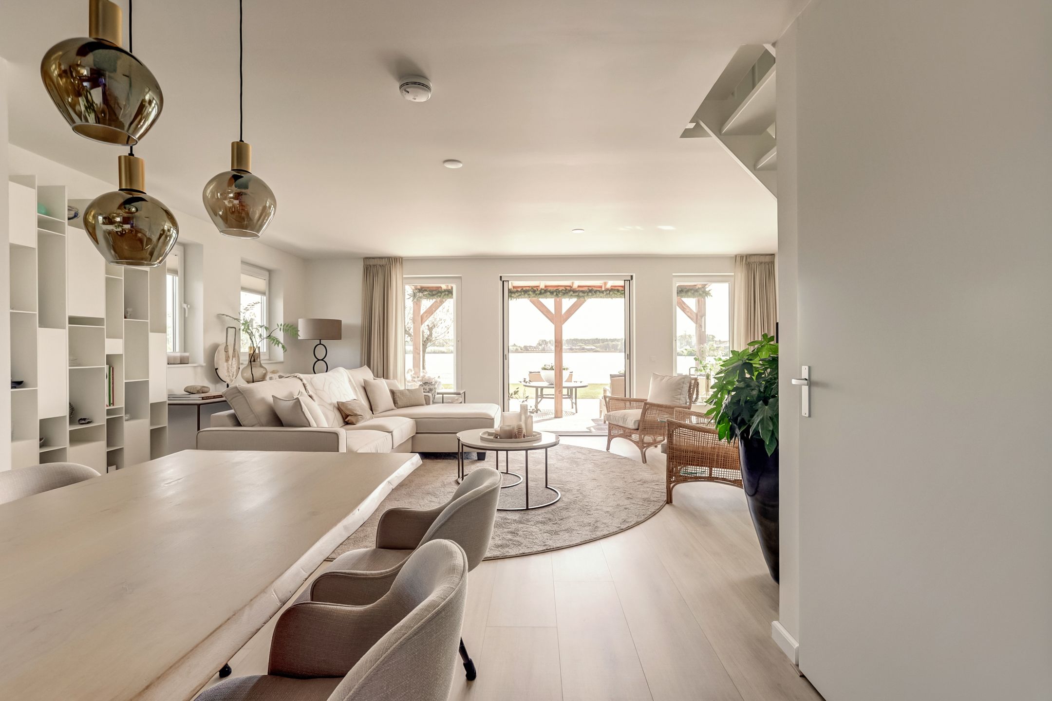 Photo 12 of Wevelsweg 144