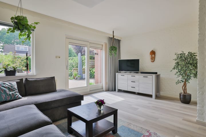 Photo 9 of Retstraat 9