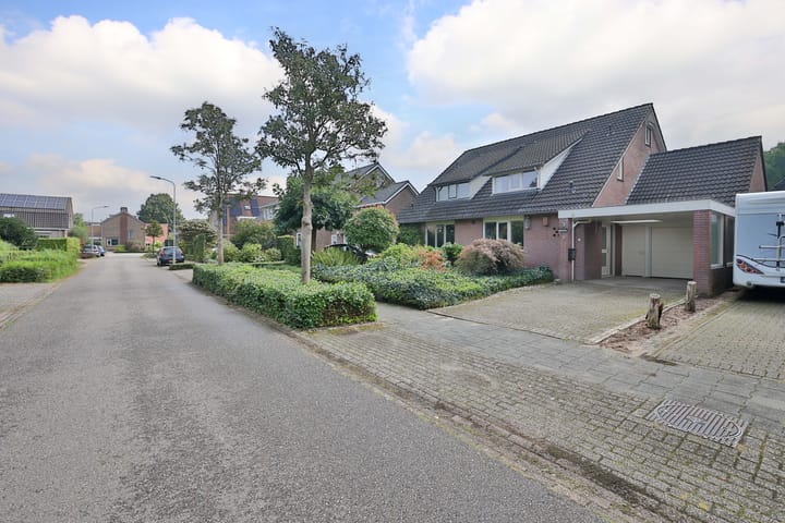 Photo 32 of Retstraat 9