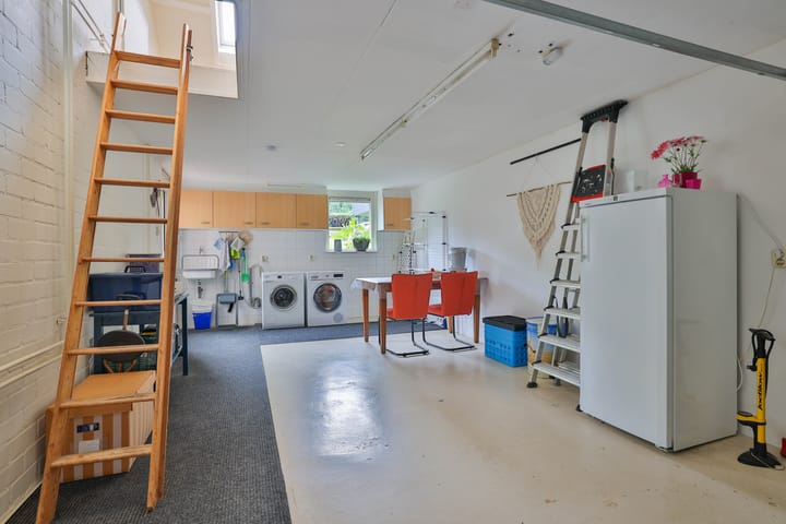 Photo 35 of Retstraat 9