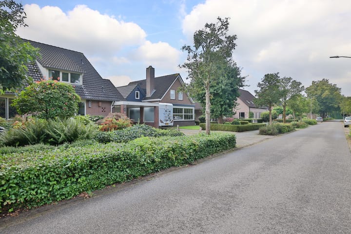 Photo 40 of Retstraat 9