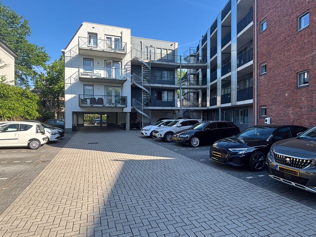 Foto 16 van Kerklaan 9-6