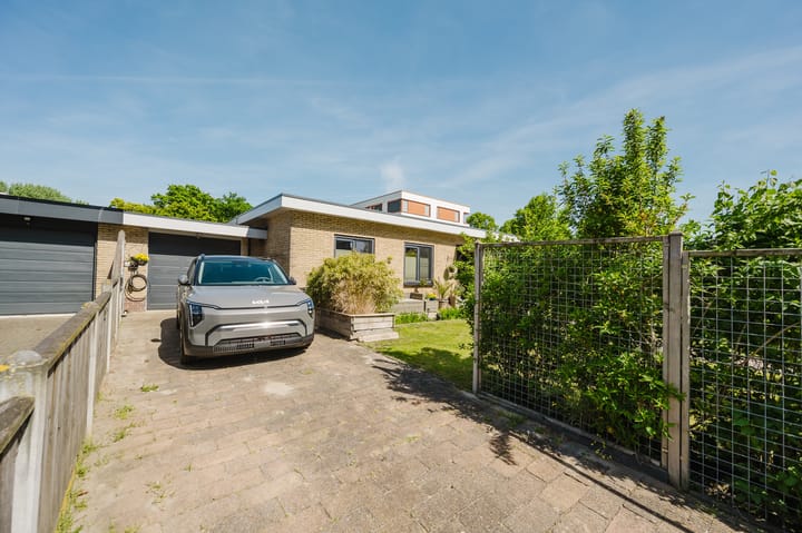 Photo 8 of Akeleistraat 11