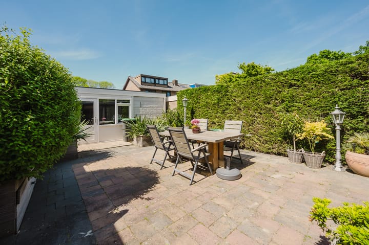 Photo 32 of Akeleistraat 11