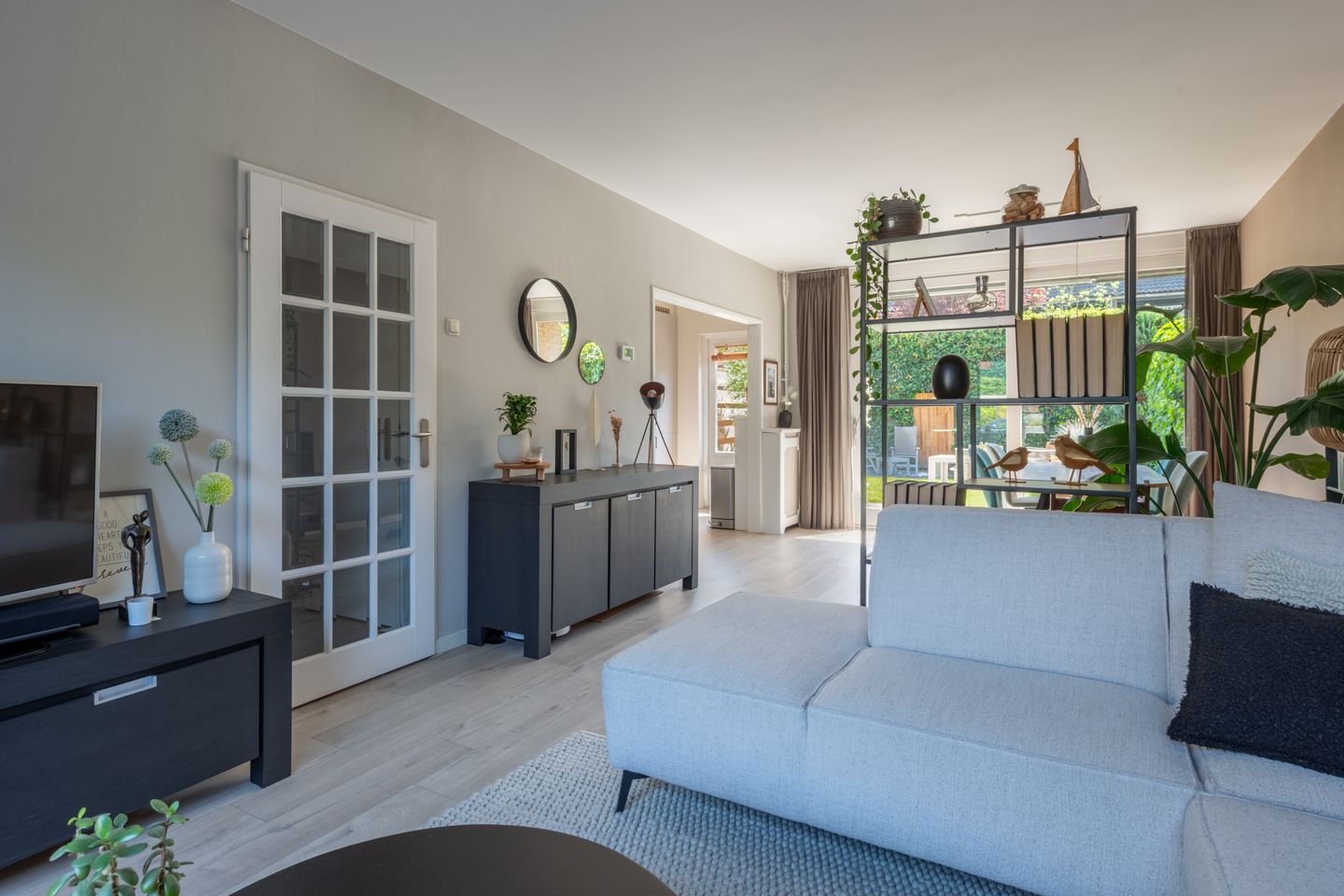 Photo 4 of Varenmeent 19