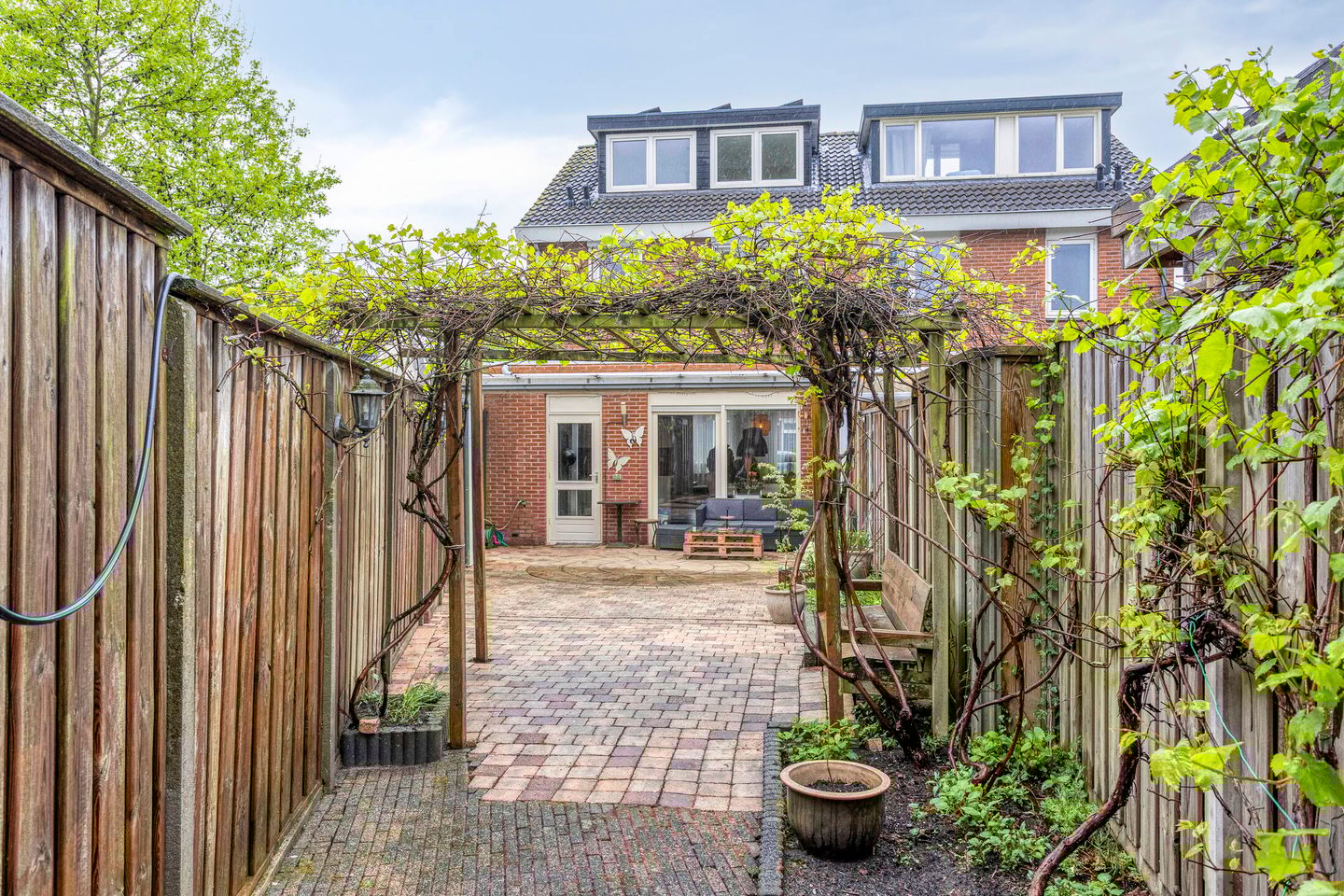 Photo 4 of Voortsweg 66