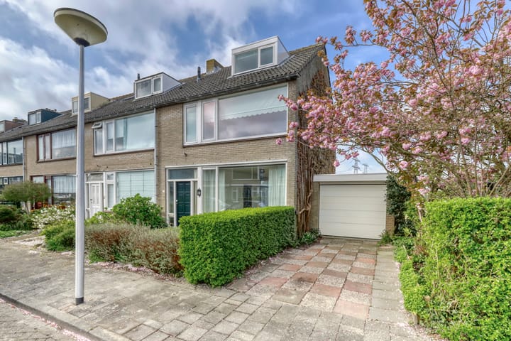 Foto 2 van Hoogaars 70