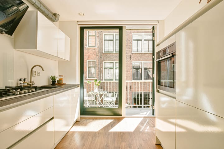 Photo 8 of Czaar Peterstraat 170-B