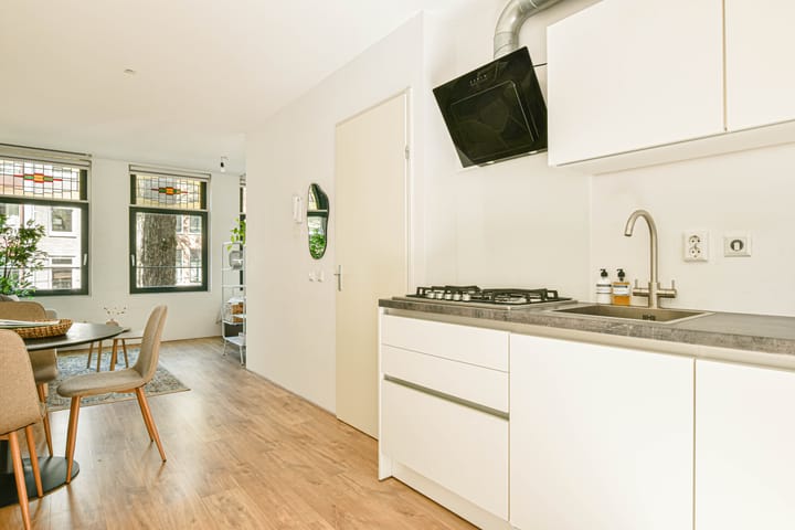 Photo 10 of Czaar Peterstraat 170-B