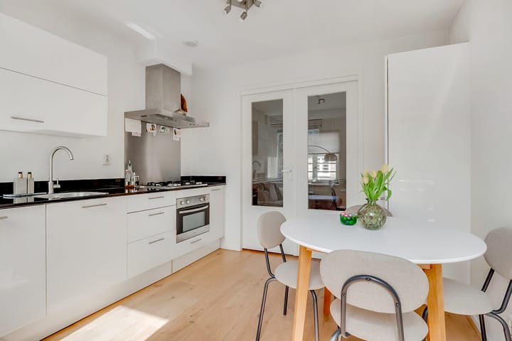 Foto 14 van Theseusstraat 16-2