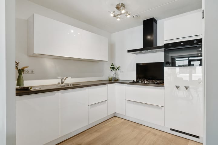 Foto 4 van Betuwestraat 6-4