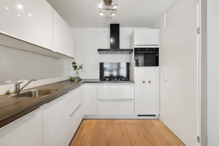 Foto 14 van Betuwestraat 6-4