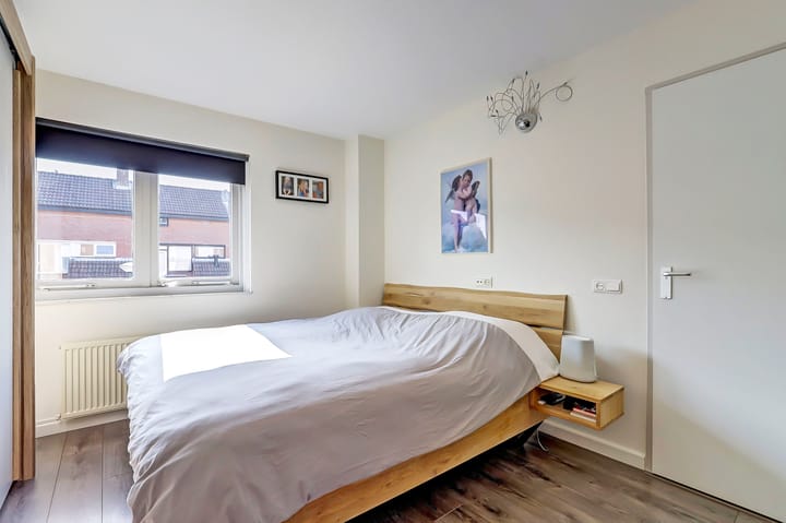 Photo 13 of Promenade 11