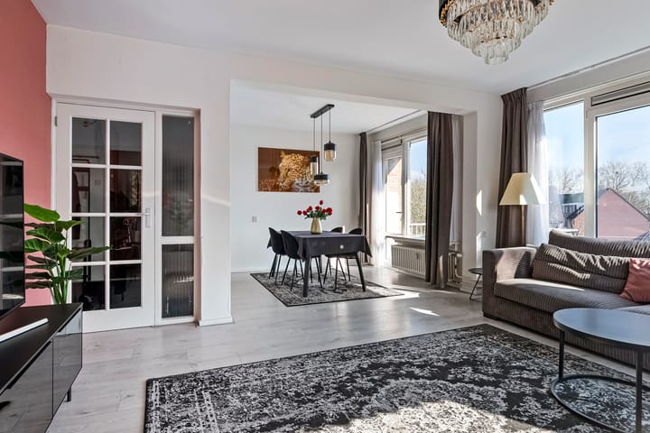 Foto 2 van Stuart Millpad 83