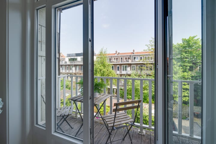 Photo 10 of Paramaribostraat 84-2