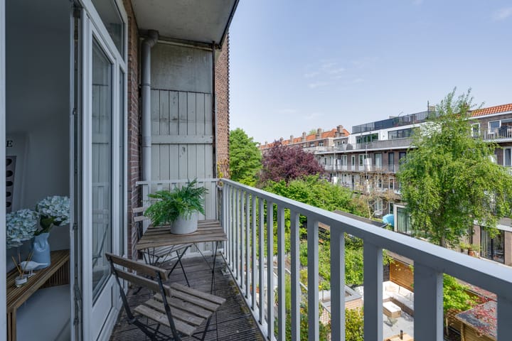 Photo 11 of Paramaribostraat 84-2