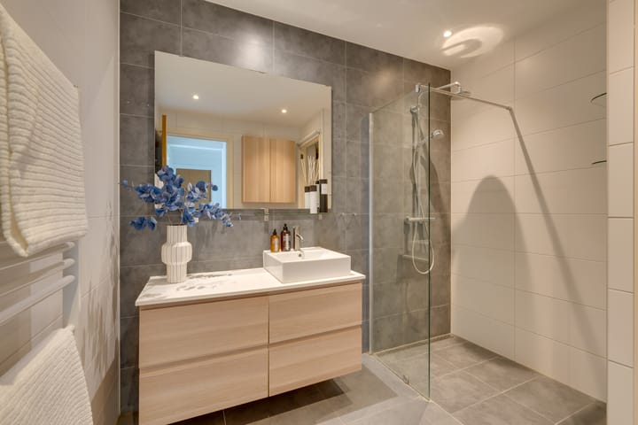 Photo 26 of Paramaribostraat 84-2