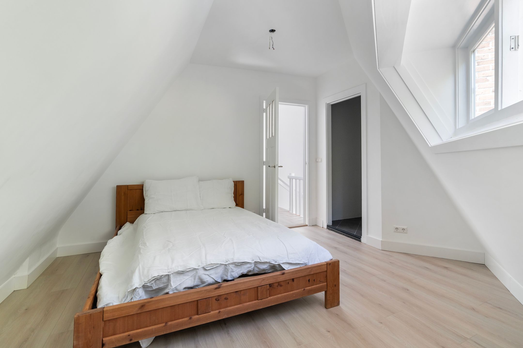 Foto 21 van Laan van Middenburg 46