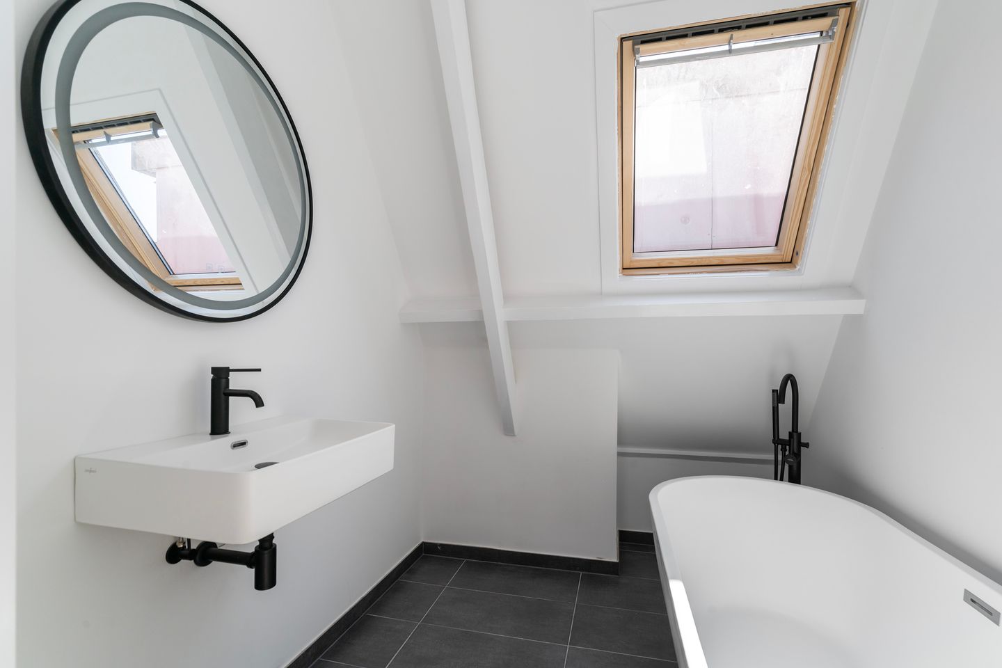 Foto 25 van Laan van Middenburg 46