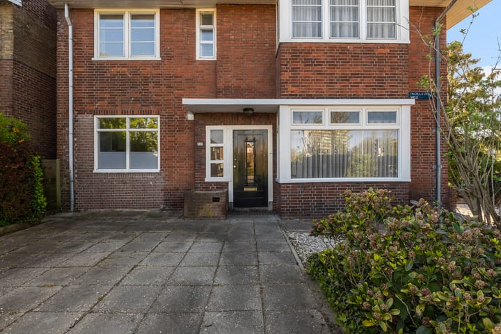 Foto 8 van Mr. P.J. Troelstraweg 127