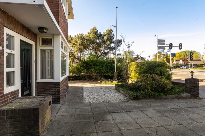 Foto 9 van Mr. P.J. Troelstraweg 127