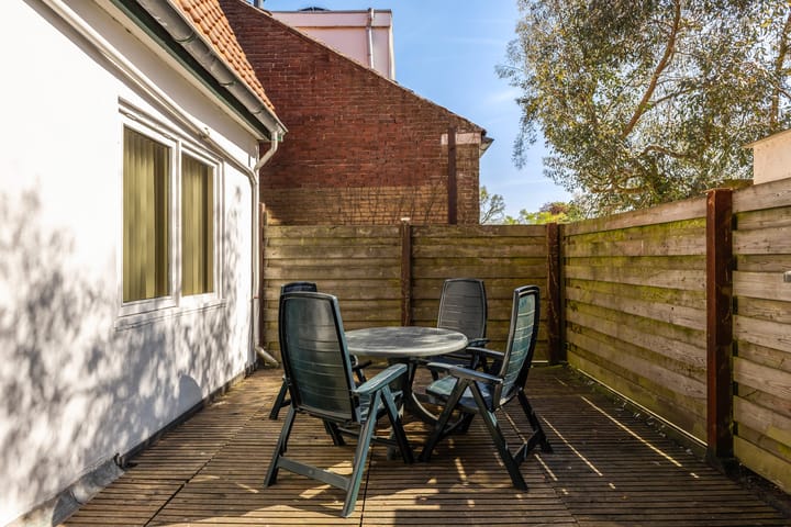 Foto 44 van Mr. P.J. Troelstraweg 127