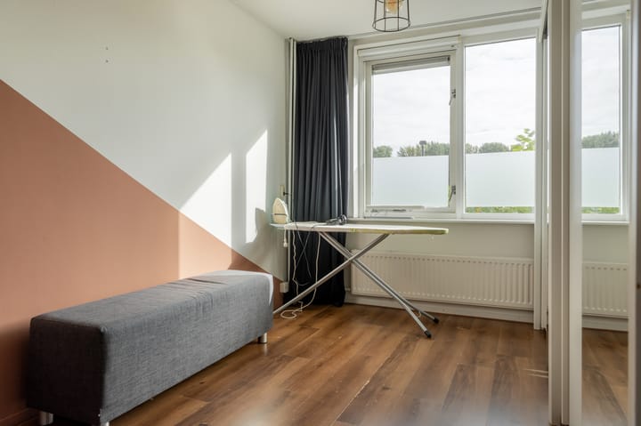 Photo 32 of Leppa 50