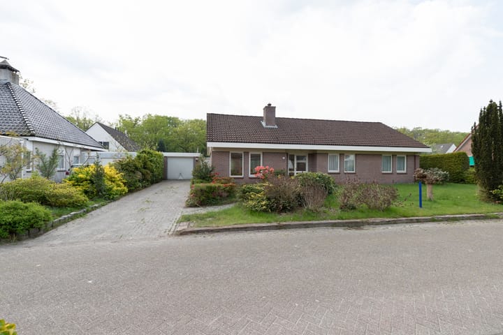 Foto 2 van Voeghouten 4