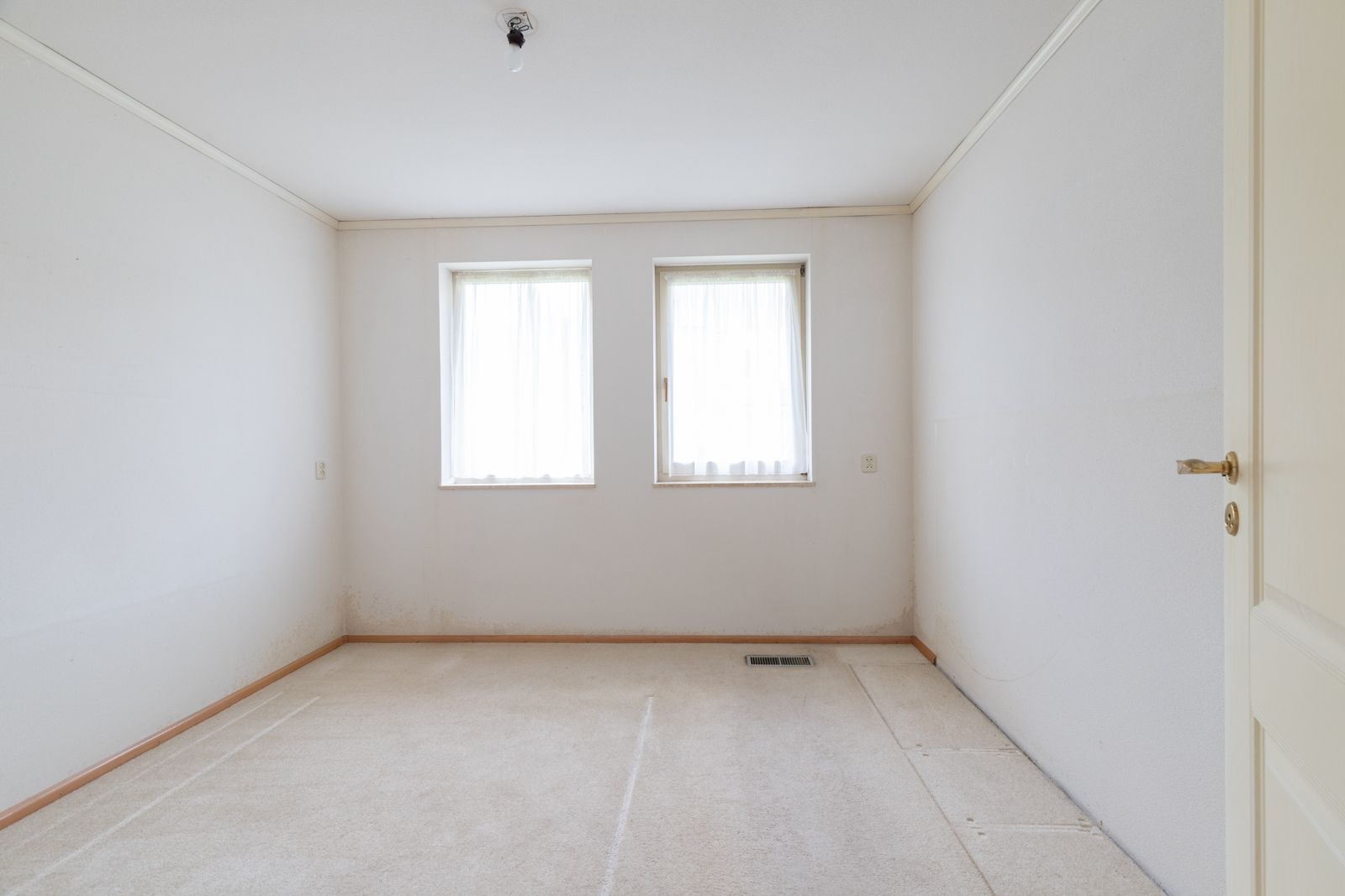 Photo 33 of Voeghouten 4