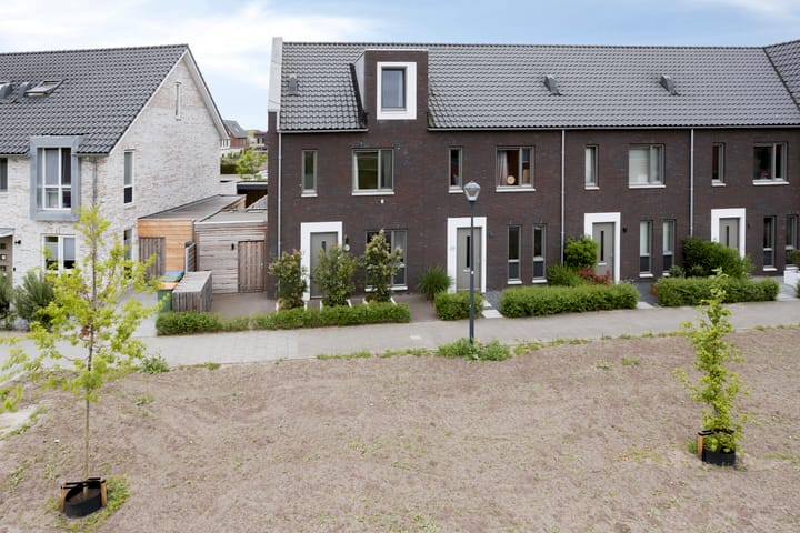 Foto 46 van Burgemeester Verdaasdonkstraat 37-A