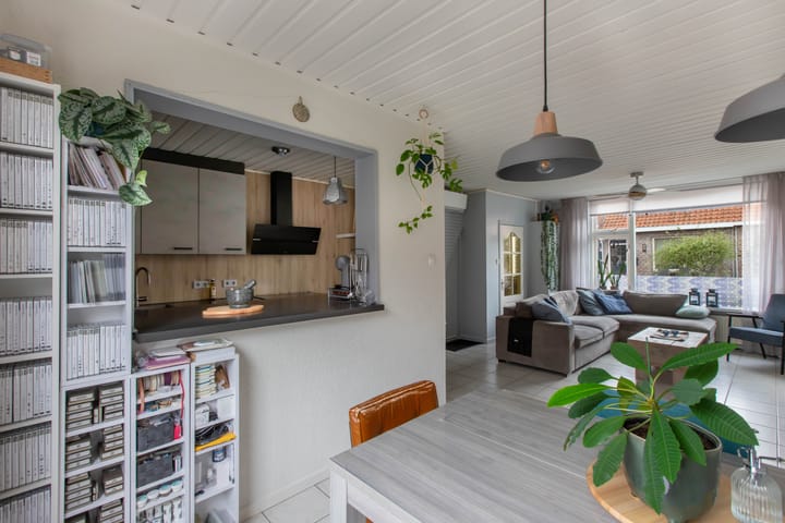 Foto 15 van Vesperstraat 5