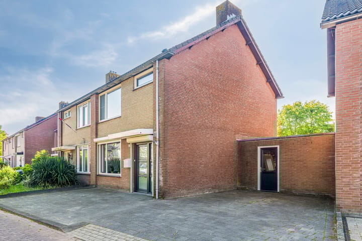 Foto 6 van Pianohof 95