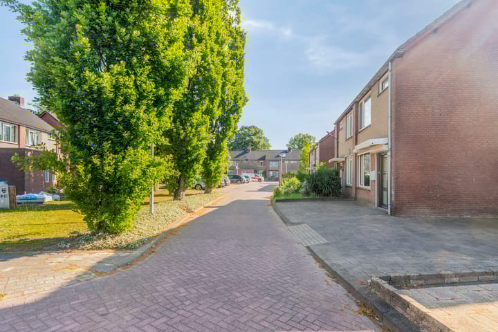 Foto 7 van Pianohof 95