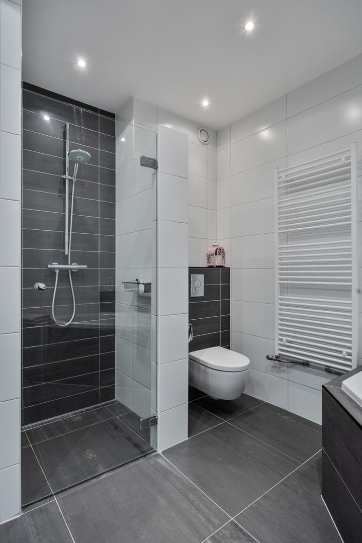 Photo 22 of Veersemeerstraat 21