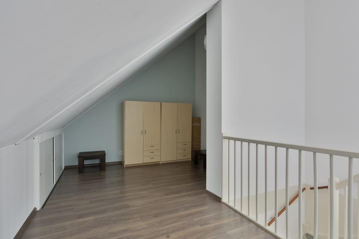 Photo 30 of Veersemeerstraat 21