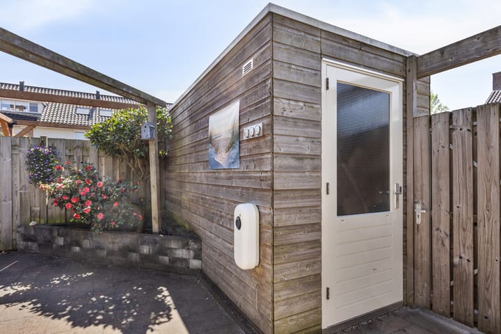 Photo 43 of Veersemeerstraat 21