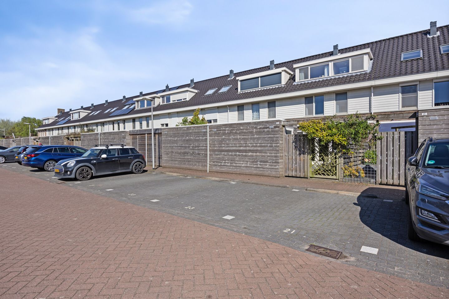 Foto 44 van Veersemeerstraat 21