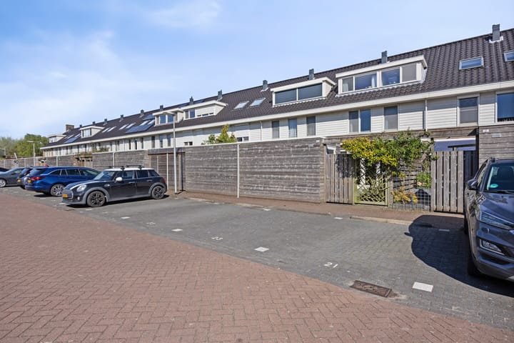 Photo 44 of Veersemeerstraat 21